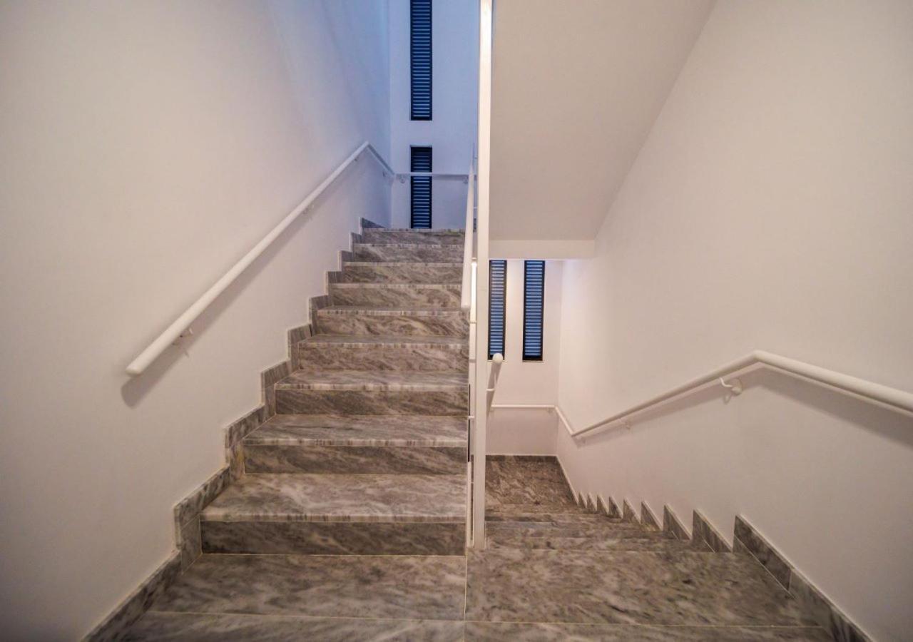 Regency Boutique Hotel Holiday Suites Paphos Buitenkant foto