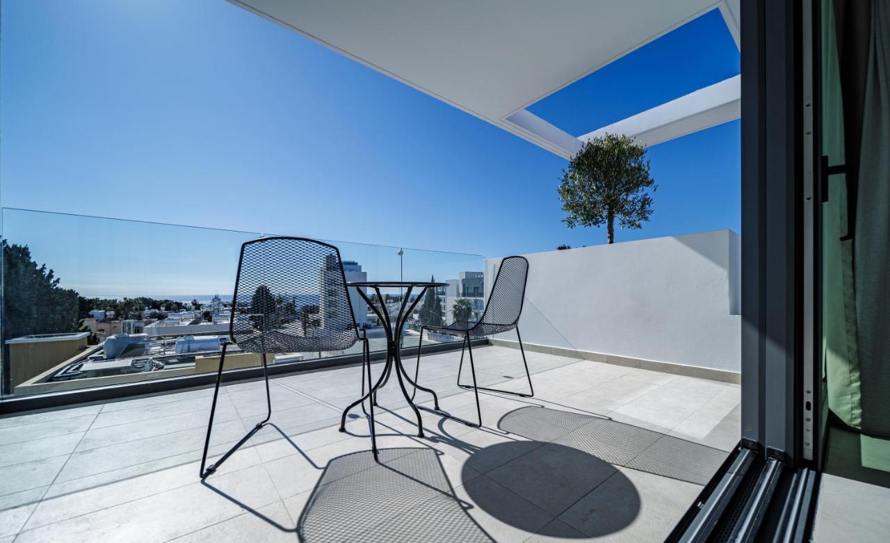 Regency Boutique Hotel Holiday Suites Paphos Buitenkant foto